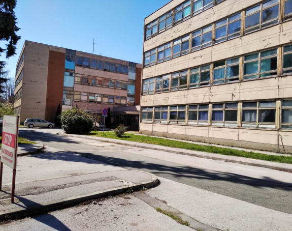 Teški pacijenti premješteni u neuslovnu zgradu