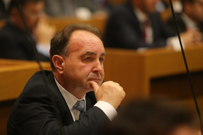 На Козари испраћај у политичку пензију Милорада Додика