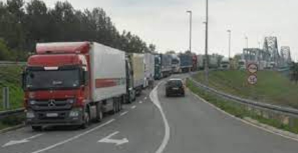 Prevoznici se žale: Loši uslovi na graničnim prelazima