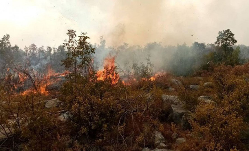 Активни пожари на подручју Билеће и Гацка