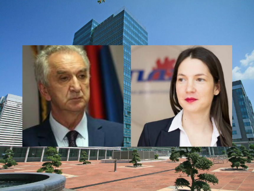 "Vlast uljepšava stvarnost, ne može bez kredita"