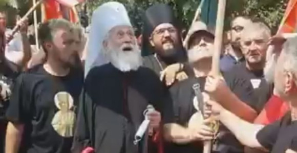 Hit video sa Cetinja: Na Dedeića pao transparent