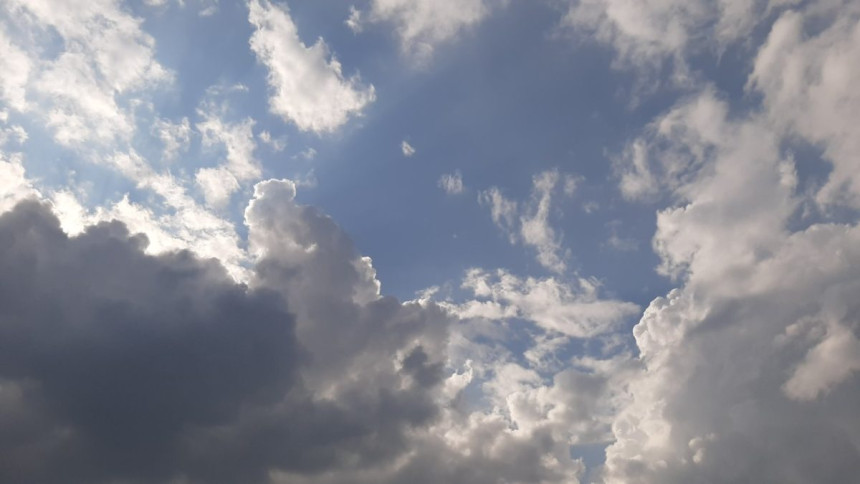 U BiH pretežno oblačno i svježe vrijeme sa kišom