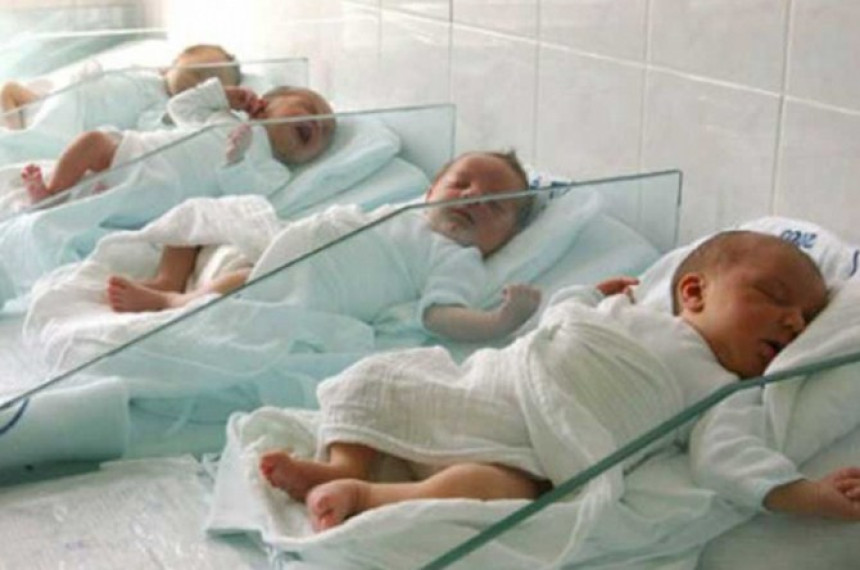 Banjaluka bogatija za 11 dječaka i četiri djevojčice