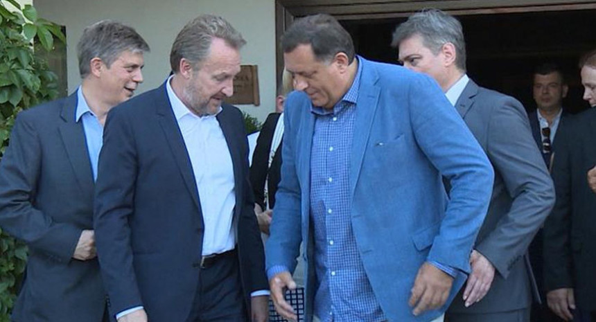Hoće li Dodik sa Erdoganom na svadbu kod Bakira?