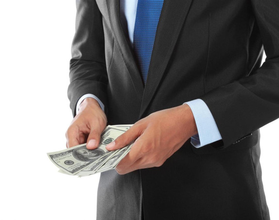 Konobarima gost ostavio 10.000 dolara bakšiša!