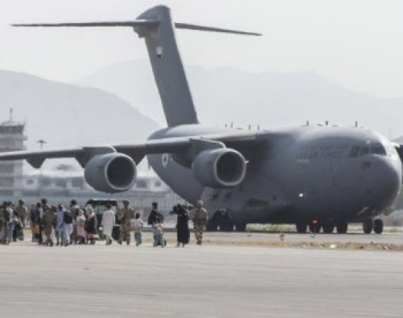 Talibani ne daju Avganistancima na aerodrom