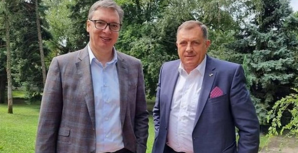 Vučić poslao Srpskoj prednacrt zakona o zaštiti ćirilice