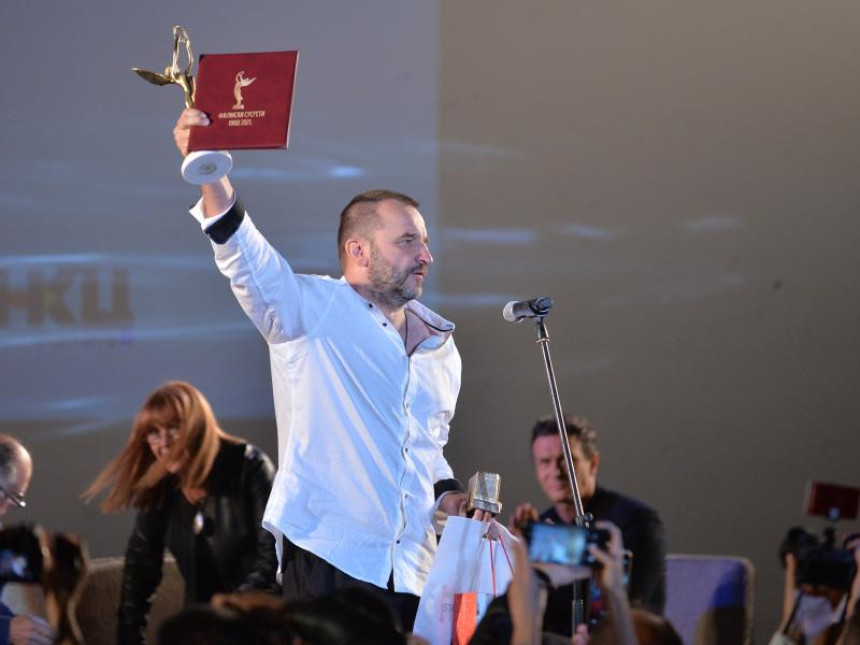 Gran pri u Nišu Nenadu Jezdiću, a najbolji glumci Milan Marić i Tamara Dragičević!