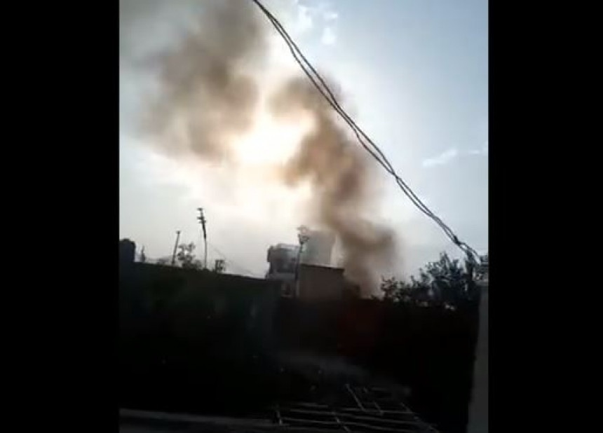Тресао се Кабул: Велика експлозија код аеродрома (ВИДЕО)