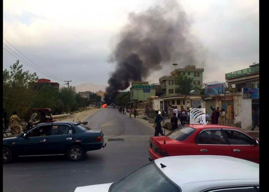 Jutros pet raketa ispaljeno ka aerodromu u Kabulu