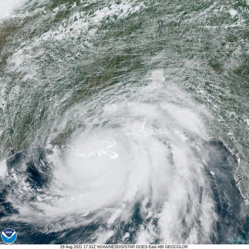 U Americi uragan "Ida" prerastao u tropsku oluju