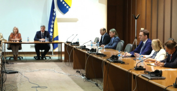 Platu neće primiti preko sedam hiljada zaposlenih iz Srpske