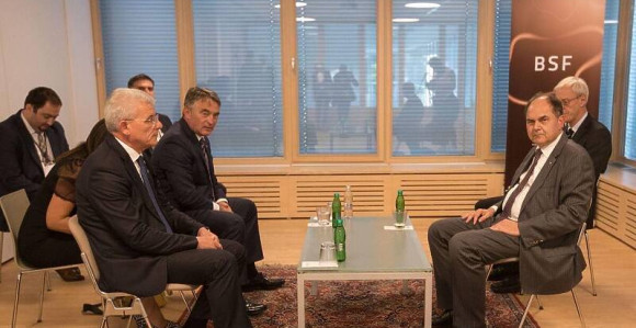 Džaferović i Komšić razgovarali sa Kristijanom Šmitom