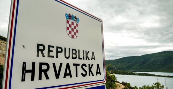 Incident na granici – tražili mito od putnika (VIDEO)