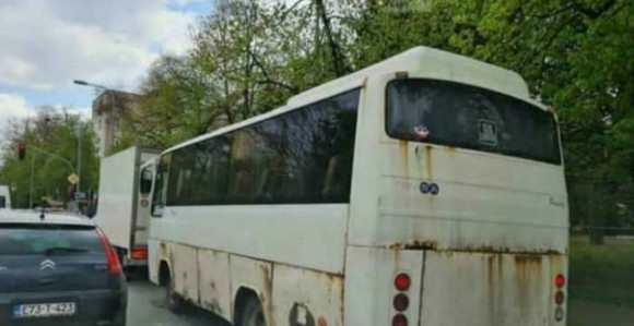 Za nepovjerovati: Ovakvi autobusi prevoze djecu