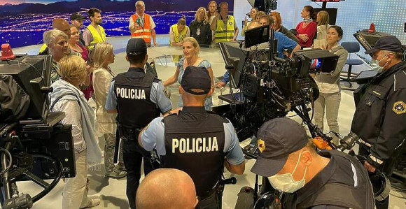 Demonstranti sinoć upali u zgradu RTV Slovenije