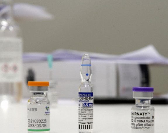 Модерна развија вакцину против ковида и грипа