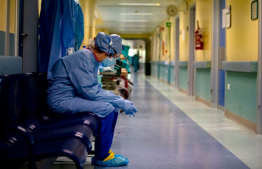 Hrvatska uvodi kovid-potvrde za medicinare