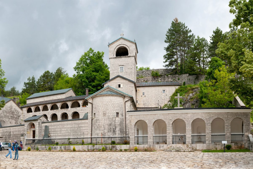 Vlada odlučila: Manastir na Cetinju pripada nama