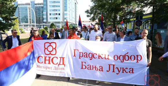 Đajićeve prevare: Kada te mami i šećerom te hrani!