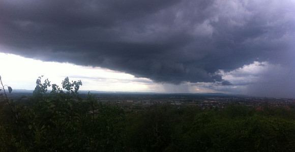 Upaljen žuti alarm zbog moguće grmljavine