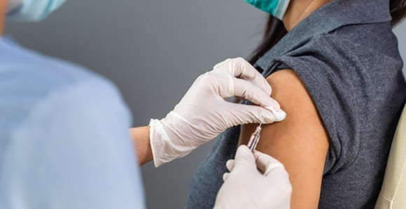 Državni službenici do oktobra moraju da se vakcinišu