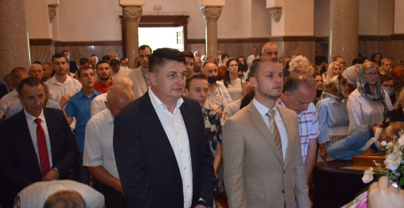 Stanivuković joj smeta i kada ide u crkvu
