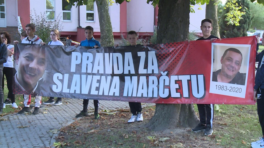 Protesti povodom presude za ubistvo Slavena Marčete 