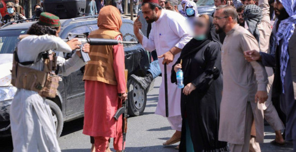 Talibani zaposlenim ženama: Ostanite kod kuće