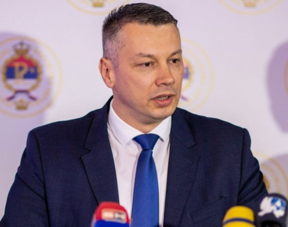 Додик је агресивно довео до кризе, па нека рјешава