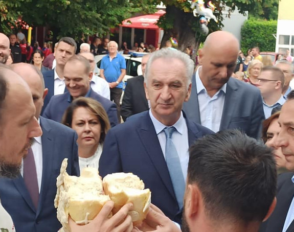 Za ostanak ljudi treba poboljšati privredni ambijent