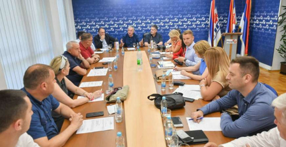 ПДП: Блокаду не смије да трпи град и Бањалучани