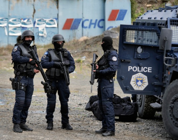 Косовска полиција ухапсила тројицу Срба због билборда