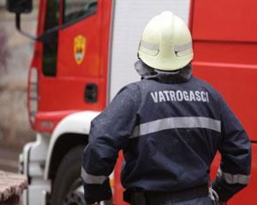 U požaru izgorjela radionica u selu Vidići kod Sokoca