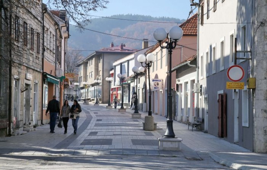 Sve više zaraženih, ograničava se rad kafića u Nevesinju