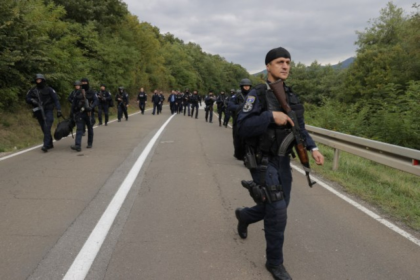 NATO pozvao na hitno smirivanje situacije na Kosovu