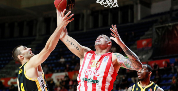 Šampionski start: Zvezda ubjedljiva protiv Splita
