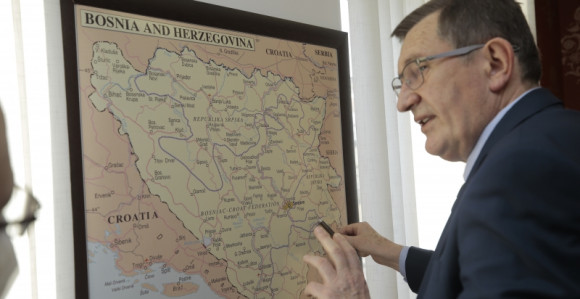 Mitrović najviše trošio: Za poklone 57.000 maraka