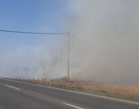 Požar kod Bijeljine: Vozači oprez, smanjena vidljivost