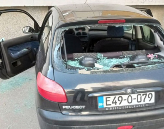 Banjaluka: Slupao auto u kojem su bile djevojke