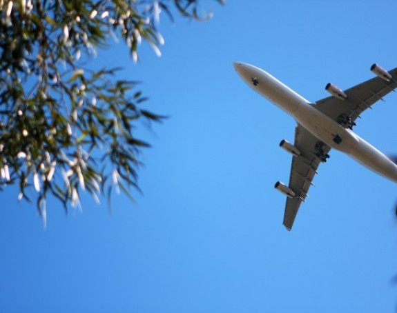 Incident: Oštećen avion Vlade Crne Gore (FOTO)