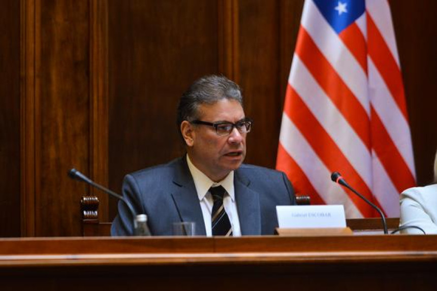 Eskobar poručio: Nađite rješenje za Kosovo, hitno!