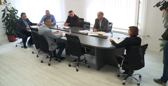 Тражићемо од Владе Српске повећање плата радницима