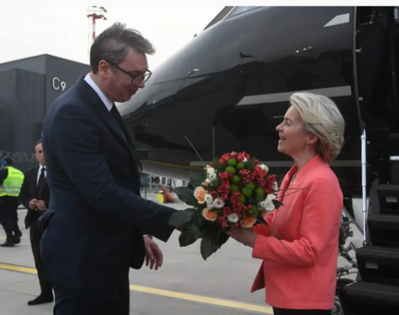 Dobro došli u Srbiju: Vučić dočekao Ursulu fon der Lajen