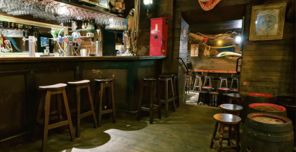 Krizni štab u Srbiji ponovo zatvara kafiće u 17 časova?