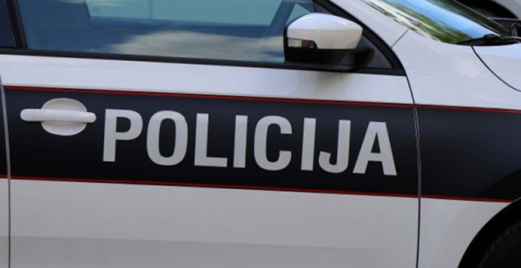 Muškarac poginuo u sudaru kamiona i automobila