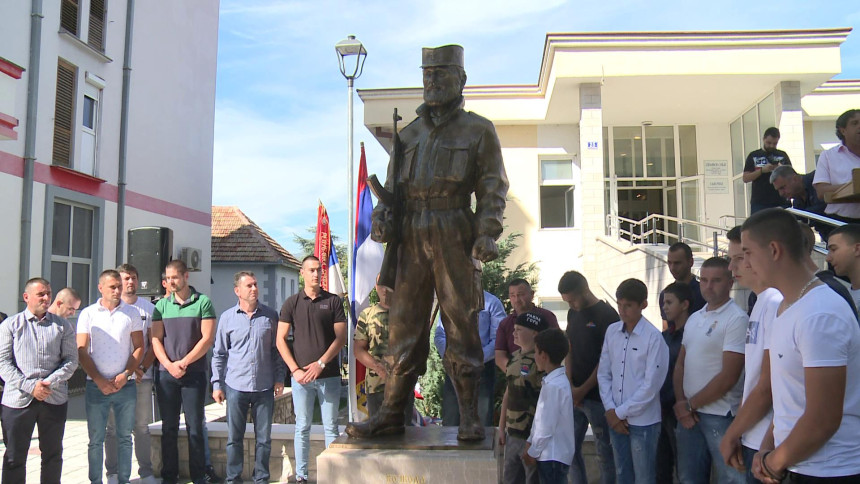 Bileća: Otkriven spomenik vojvodi Radu Radoviću