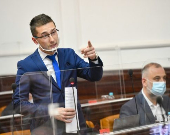 Pokrenite opoziv Drašku i nestanite sa političkog neba