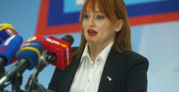 Javni servis plasira laži čime grubo krši Zakon o RTRS